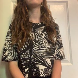 Elizabeth and James Patterned Short Sleeved Top